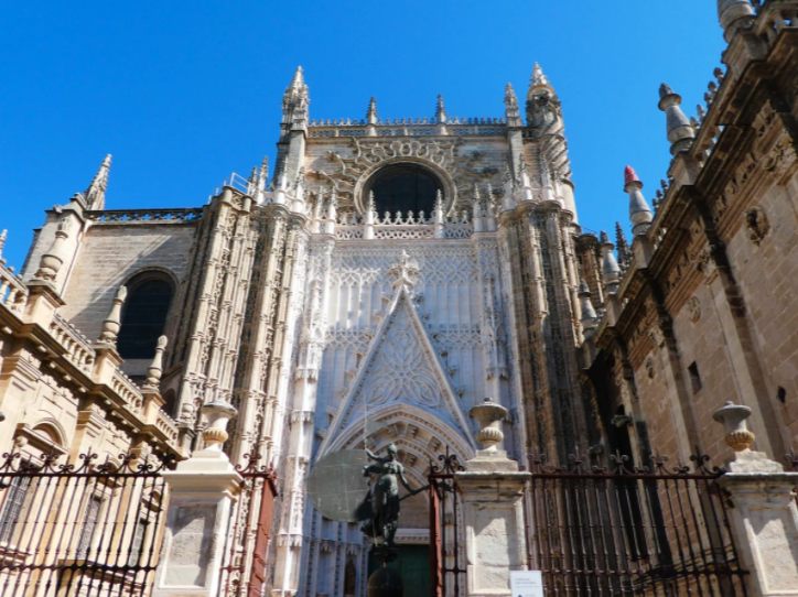 architecture of the seville cathedral fun things to do in seville, one day seville itinerary