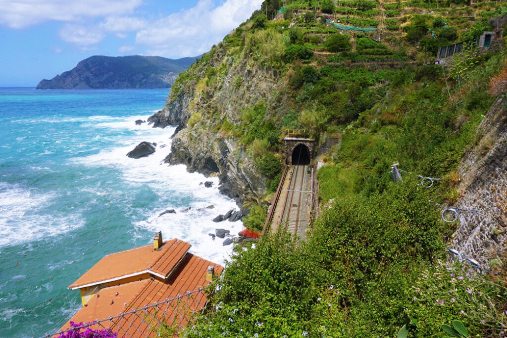 train tunnel that connects the five towns of cinque terre through the mountains