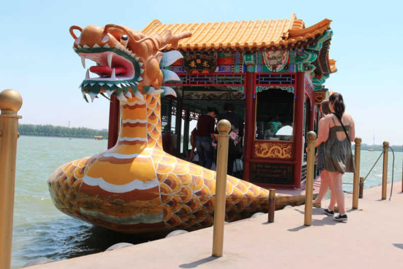 dragon boat at the summer palace