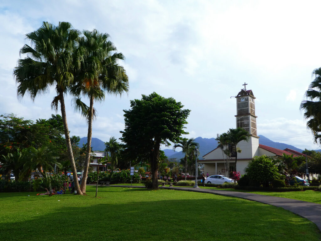 la fortuna church with green grass