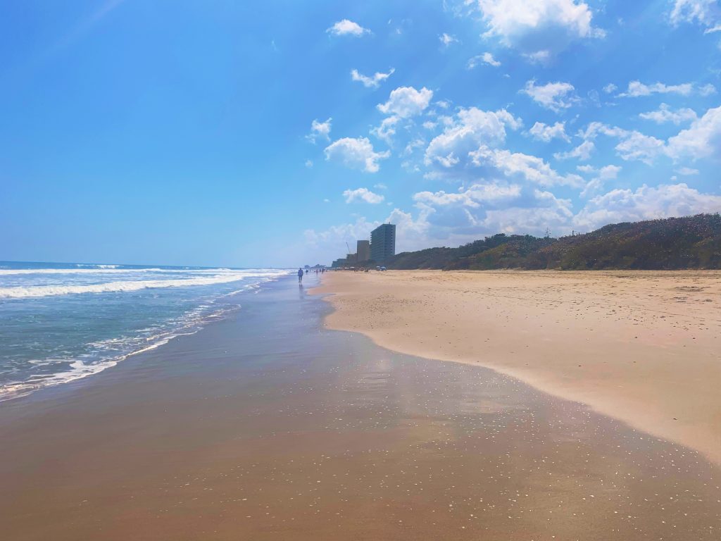 open sand beach with no people on it