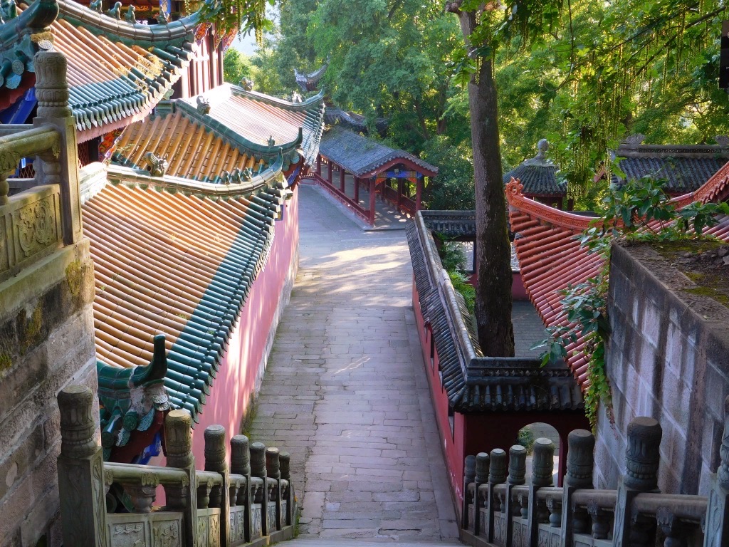 rooftops and walking path of fengdu