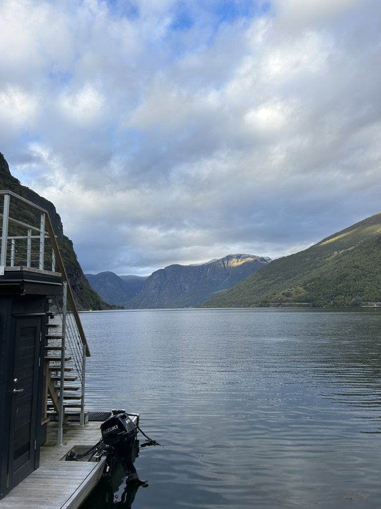 stairs to top of sauna in flam